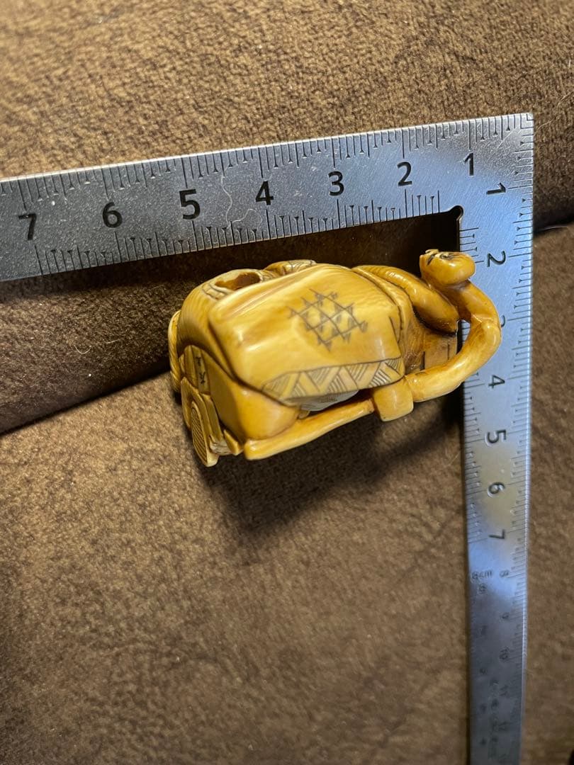 ⚫️新年セール⚫️根付 七福神 寿老人 牙 骨等 『友之』銘