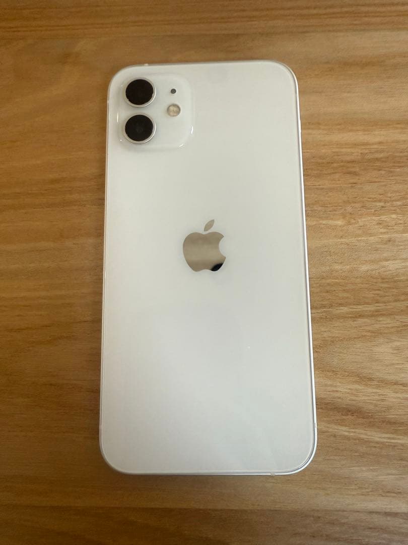 Apple iPhone 12 ホワイト 本体 64GB