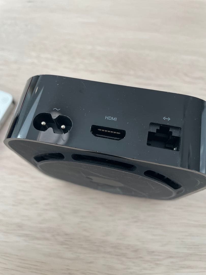 Apple TV 4K(第1世代)とSiriRemote(第2世代)セット