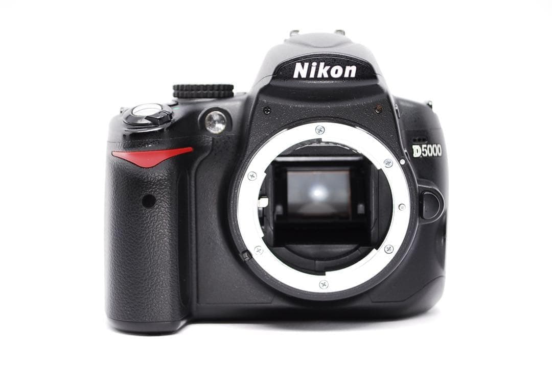 手ぶれ補正レンズ付✨Nikon D5000✨動画撮影可✨一眼レフ✨