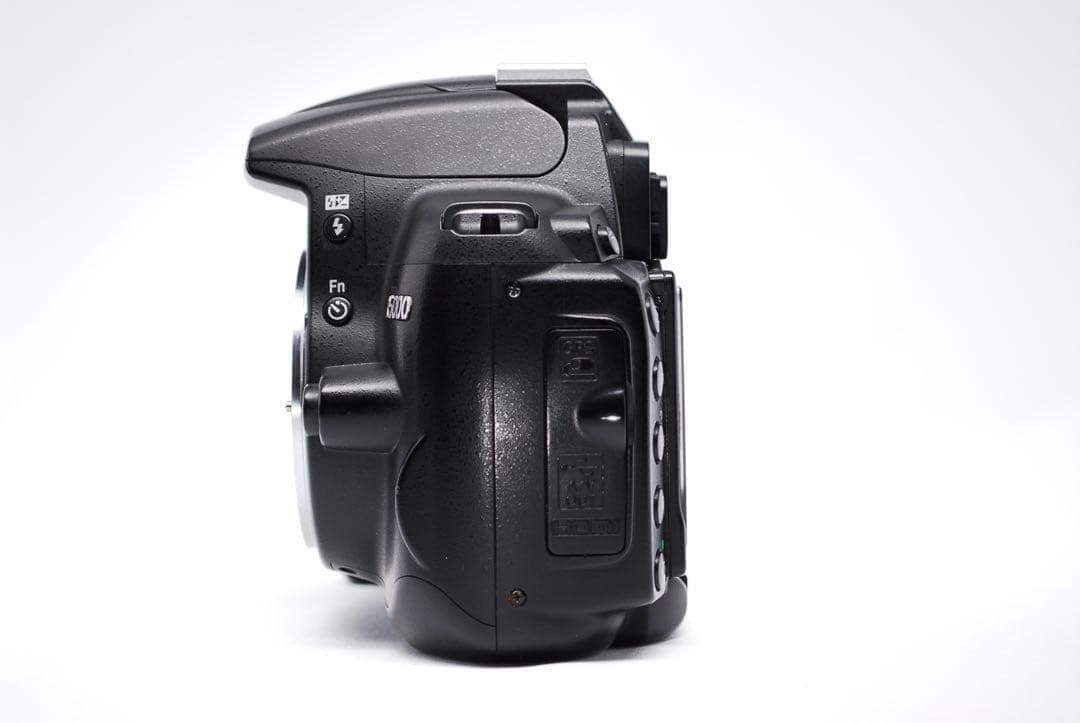 手ぶれ補正レンズ付✨Nikon D5000✨動画撮影可✨一眼レフ✨