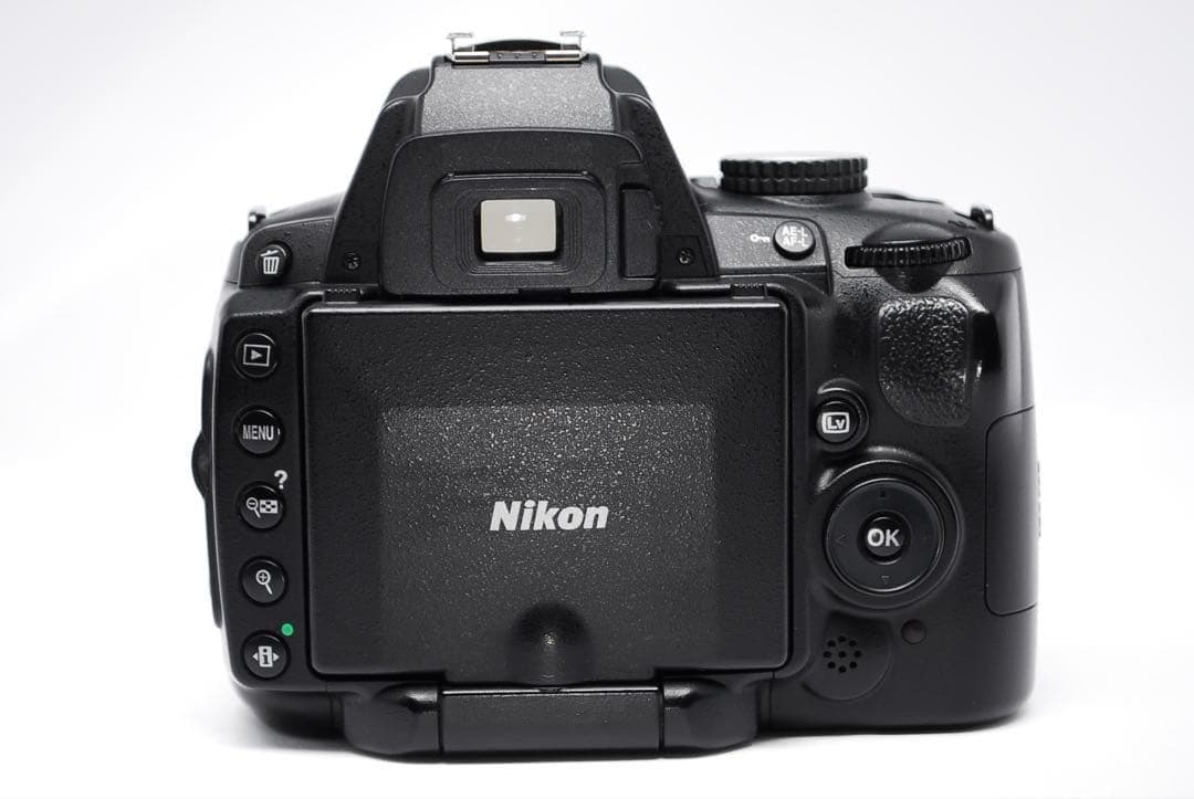 手ぶれ補正レンズ付✨Nikon D5000✨動画撮影可✨一眼レフ✨