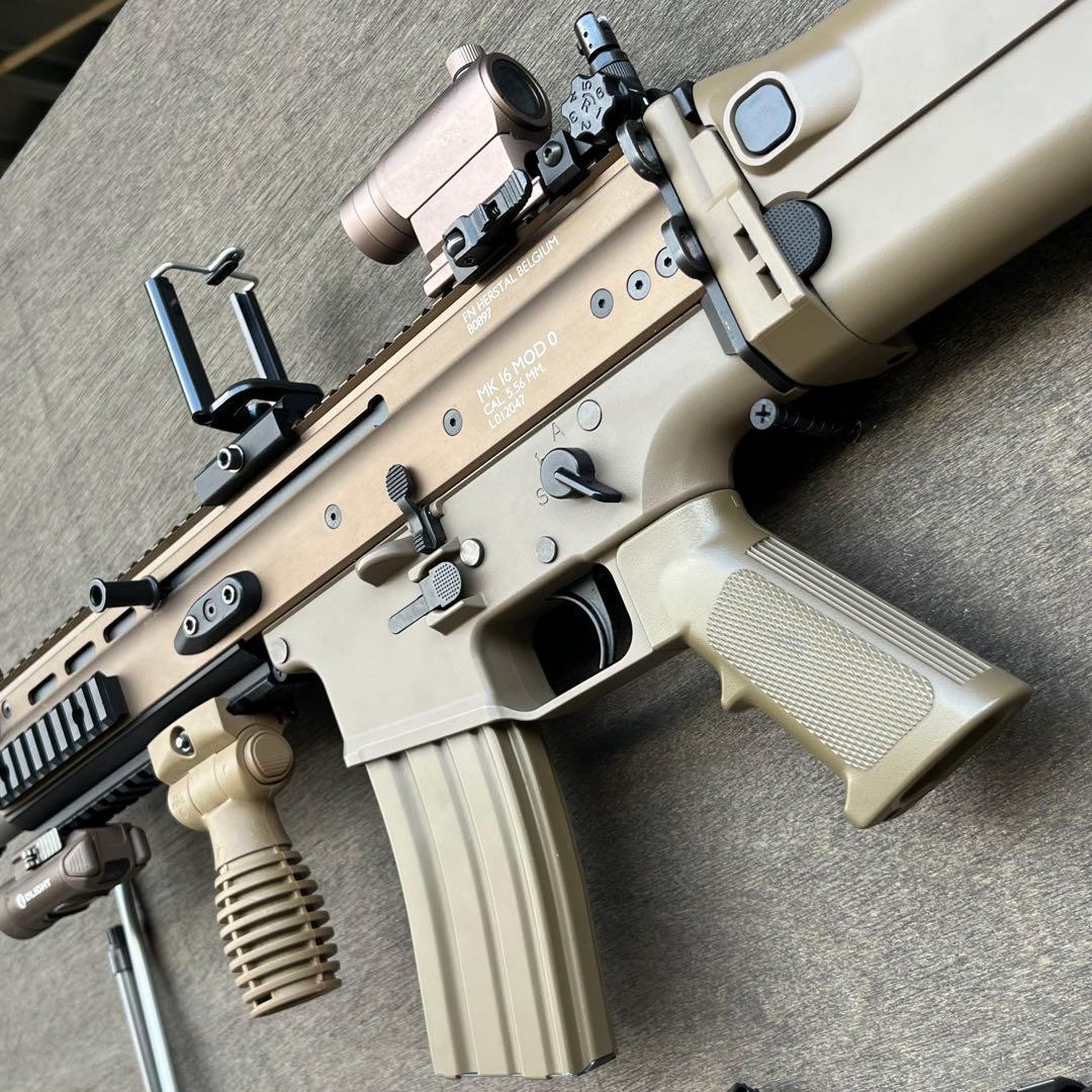 東京マルイ　SCAR-L 次世代電動ガン タンカラー HK45付属共に中古