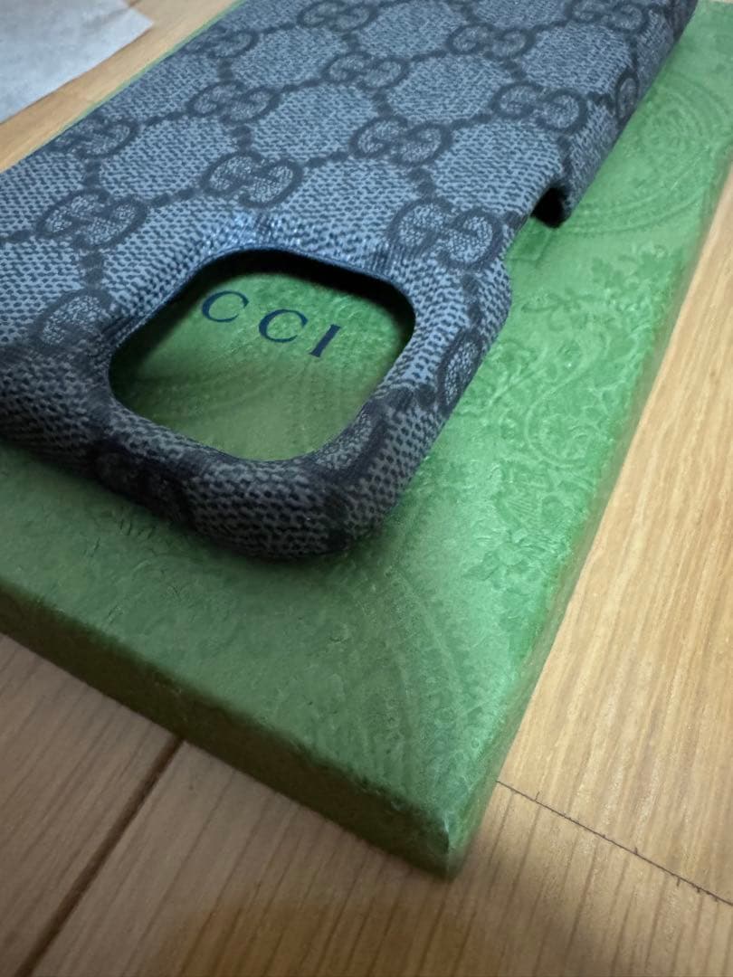 GUCCI iPhone 15用ケース 新品・未使用