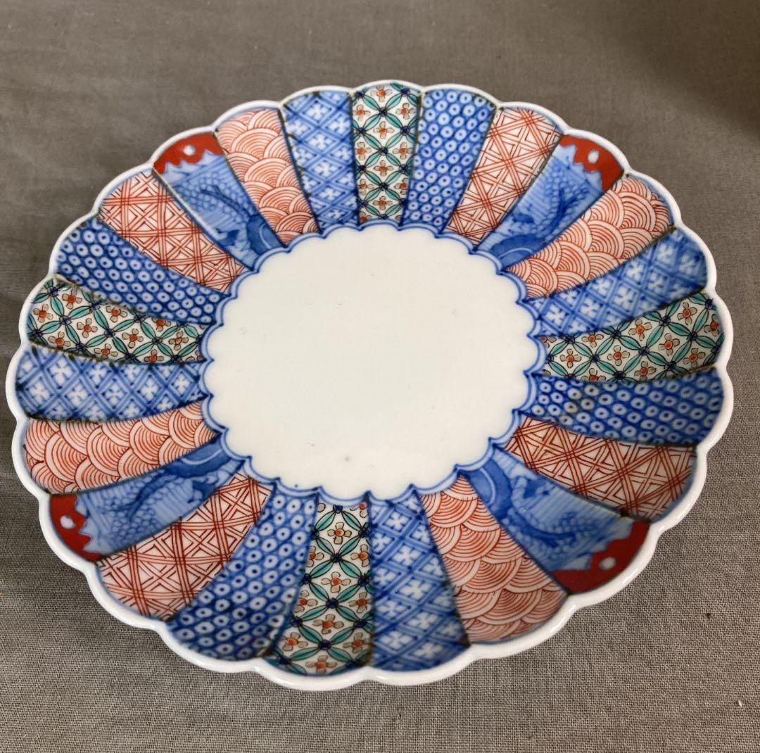 ☆最終価格☆【美品】人間国宝 酒井田柿右衛門作 染錦菊地紋 三つ足菊形皿