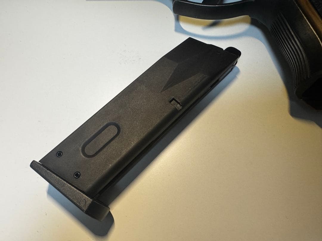 リアルガン塗装済み　M92F サムライエッジ　ガスガン　バイオハザード