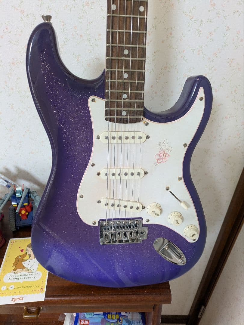 GYPSY ROSE 　ジプシーローズ　パープル エレキギター　ストラトタイプ