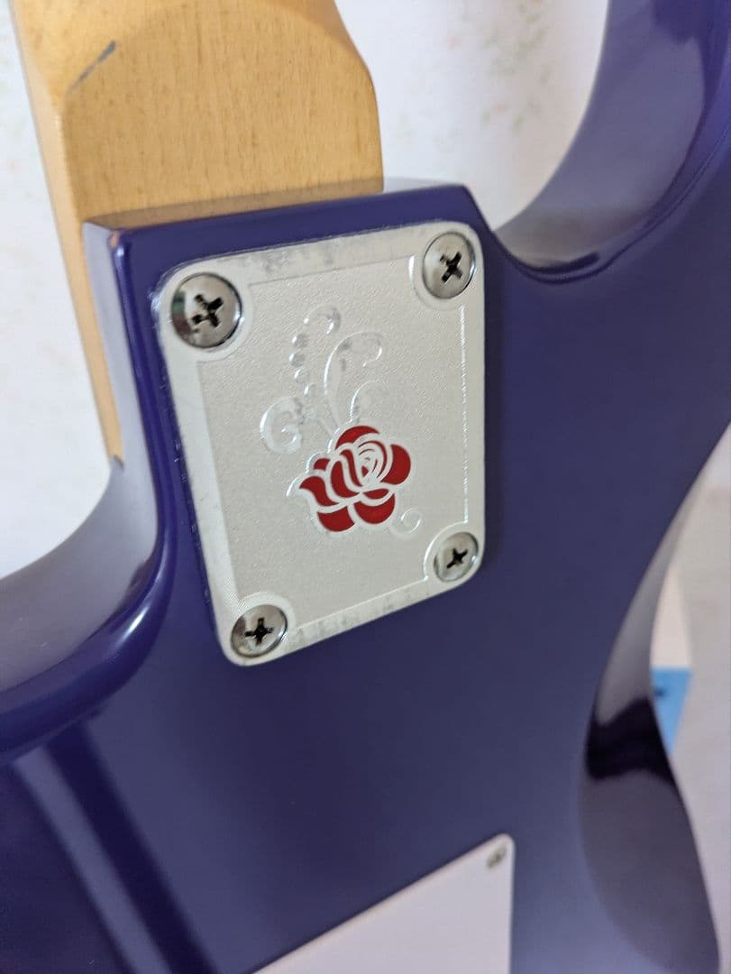 GYPSY ROSE 　ジプシーローズ　パープル エレキギター　ストラトタイプ