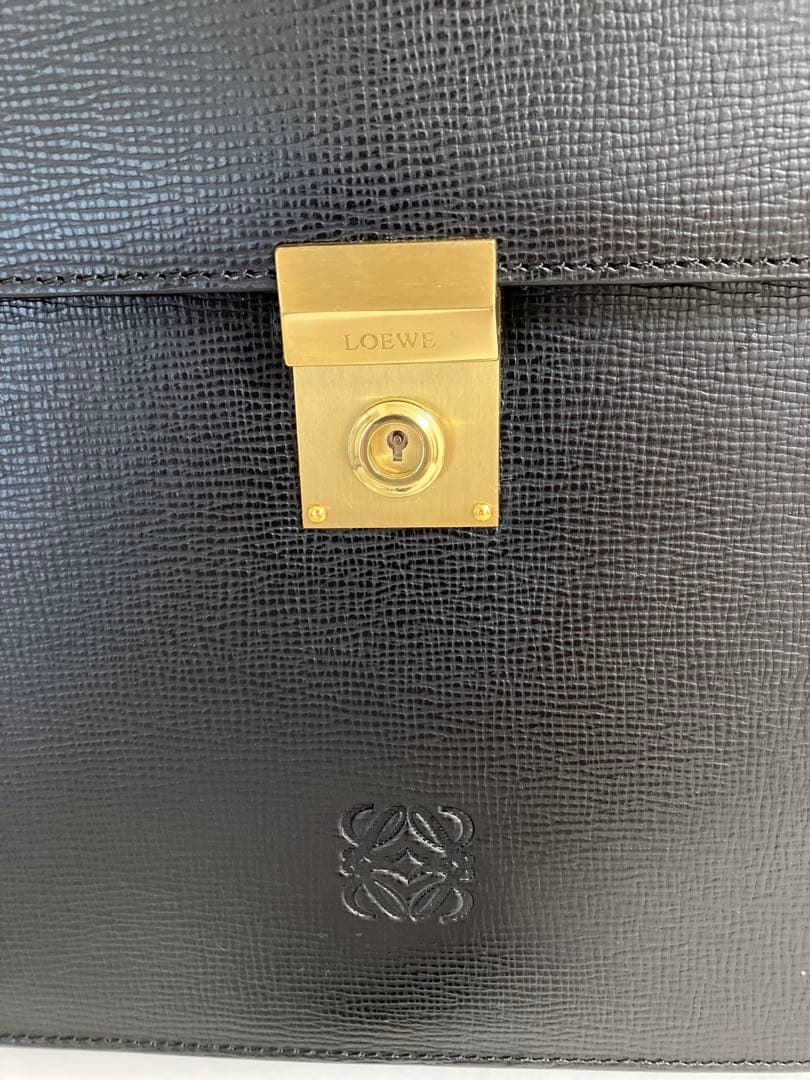t*i様 【超美品】LOEWE ブラック アナグラム ビジネスバッグ 鍵付き