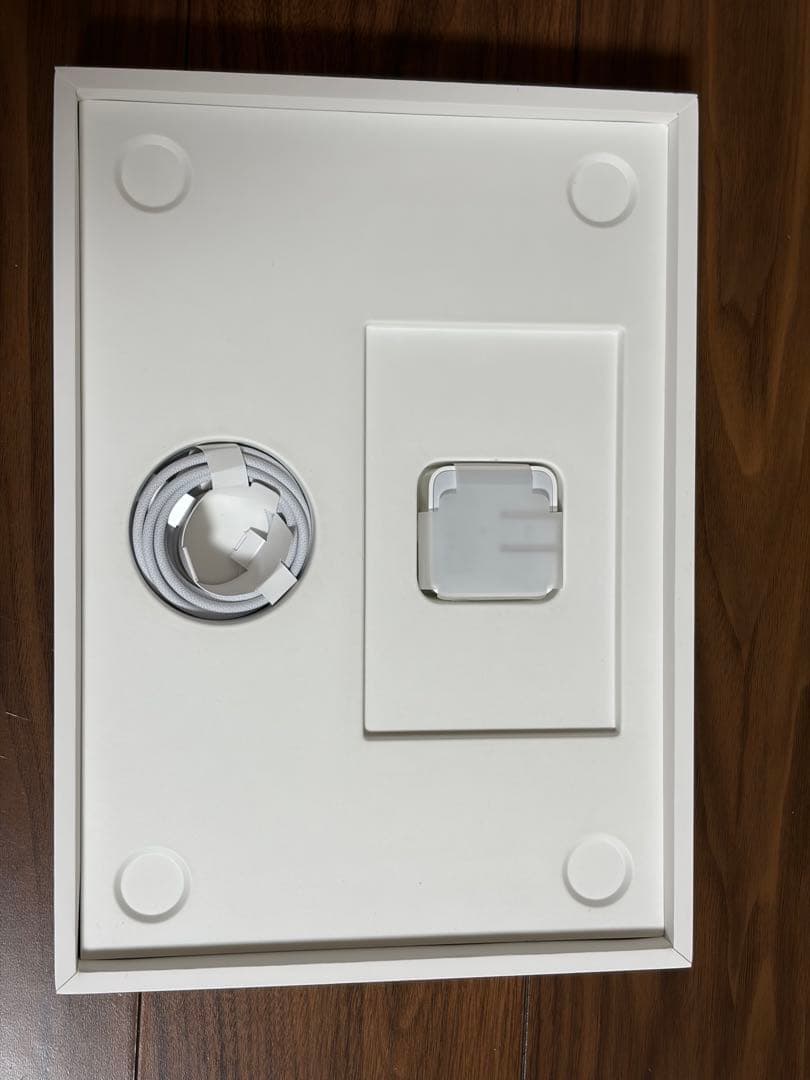 MacBookAir M3 16GBメモリ 512GB シルバー 13インチ