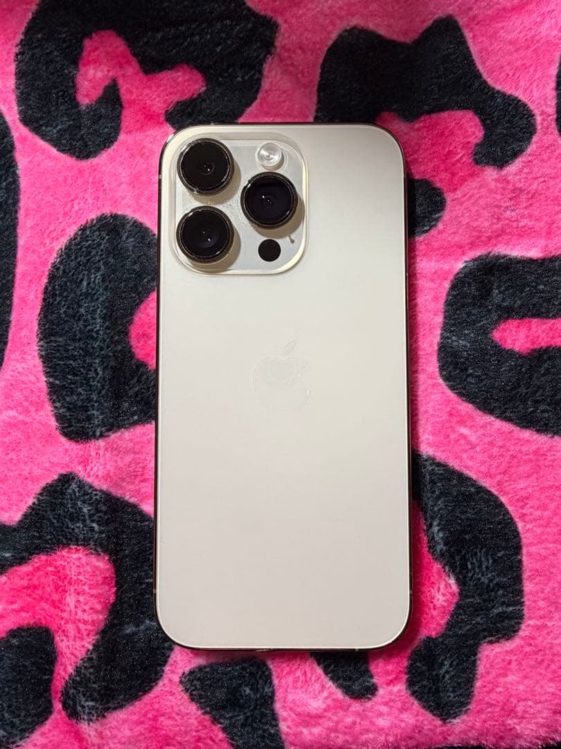 Apple iPhone 14 Pro ゴールド