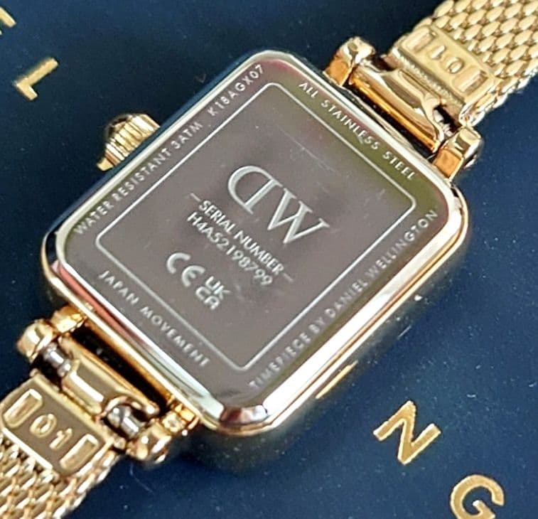 【ママカリ】ダニエルウェリントンQUADRO MINI EVERGOLD