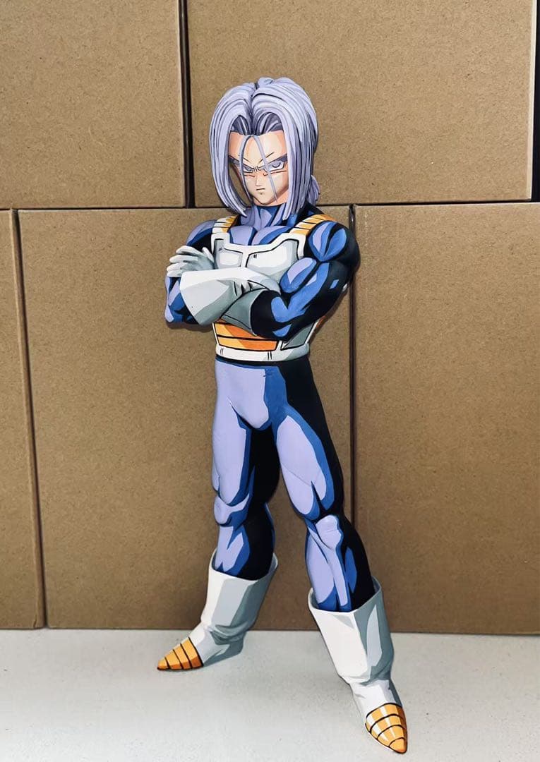 ドラゴンボール　トランクス　リペイントスーパーサイヤ人と普通状態grosサイズ