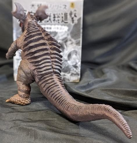 地底怪獣バラゴン 大怪獣シリーズ東宝怪獣総進撃（バンダイミュージアム）ソフビ箱付