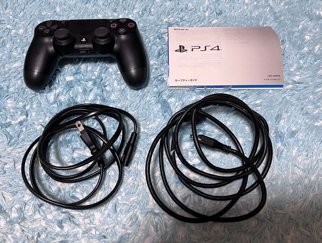マ*ー様 【美品】PS4本体　CUH-2000A B01
