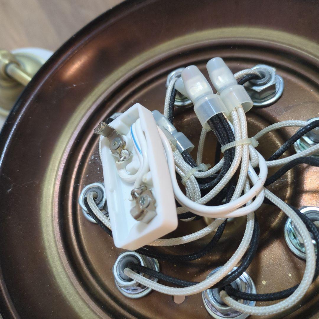 ホワイトガラス 8灯シャンデリア