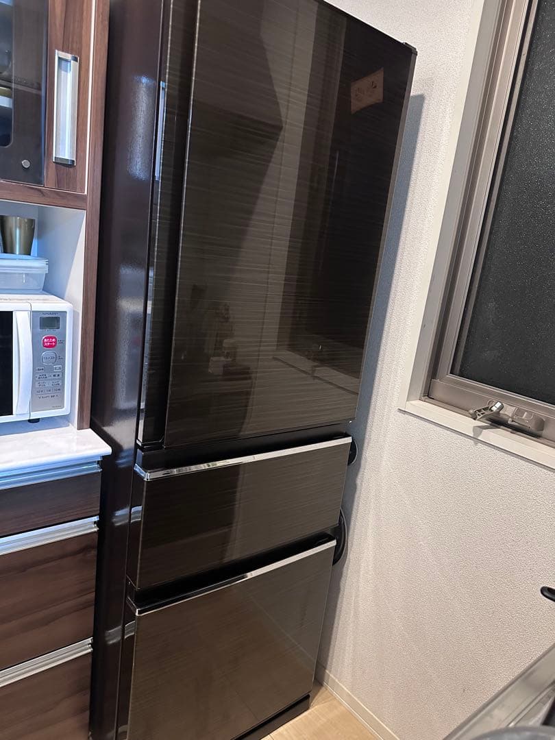 S*S様 【美品】冷蔵庫368L 説明書付 三菱MR-CX37F-BR ※9/1