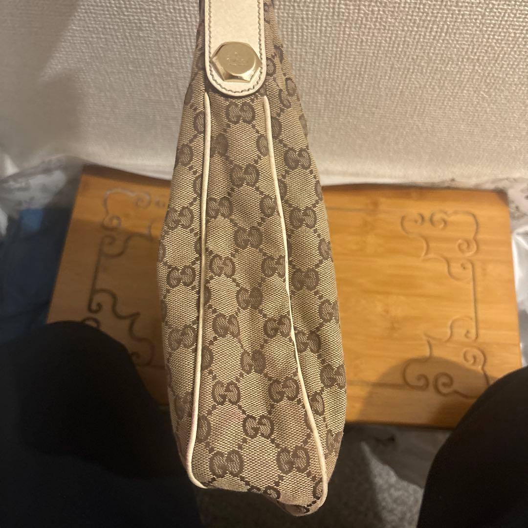 P*e様 Gucci ショルダーバッグ ベージュとブラウン