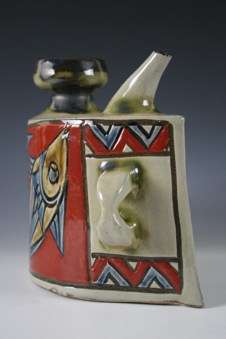 壺屋焼　金城敏幸　赤絵双魚文抱瓶（大）