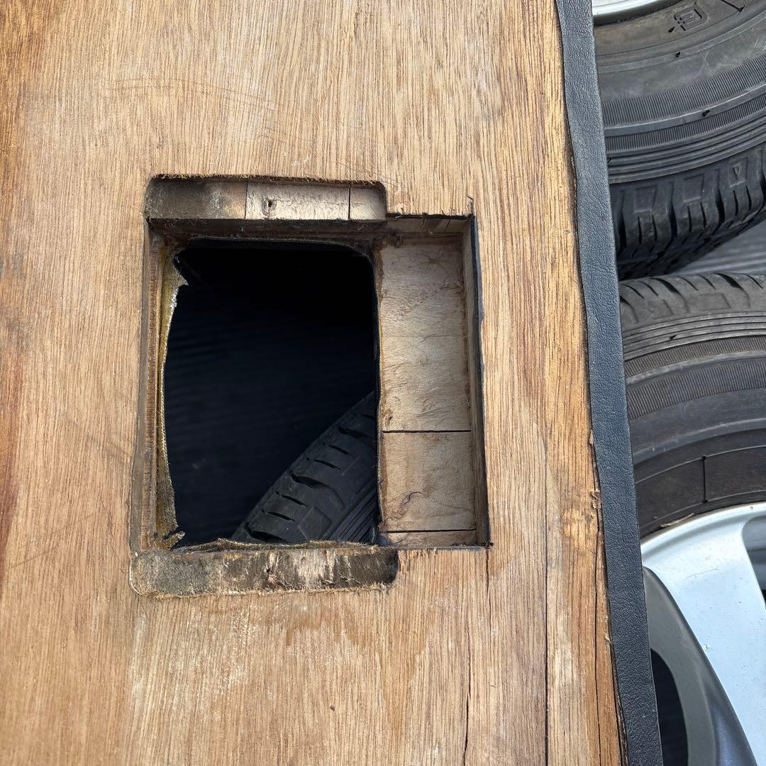 ミラ　Ｌ70V スピーカーボード