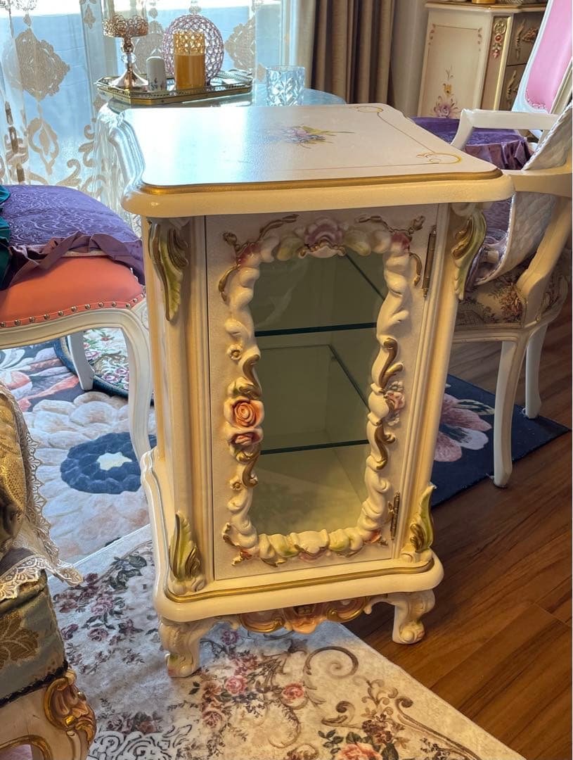 期間限定　破格　美品　ロココキャビネット