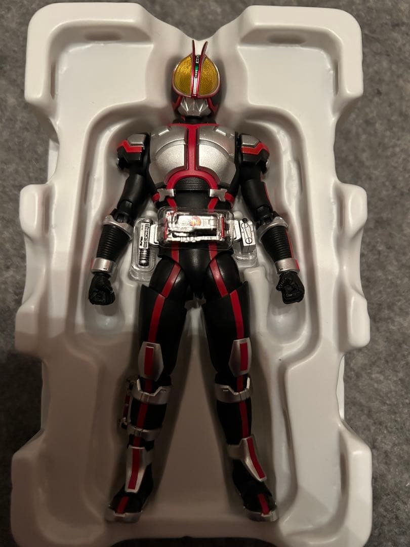 真骨彫製法仮面ライダーファイズ　個体差あり