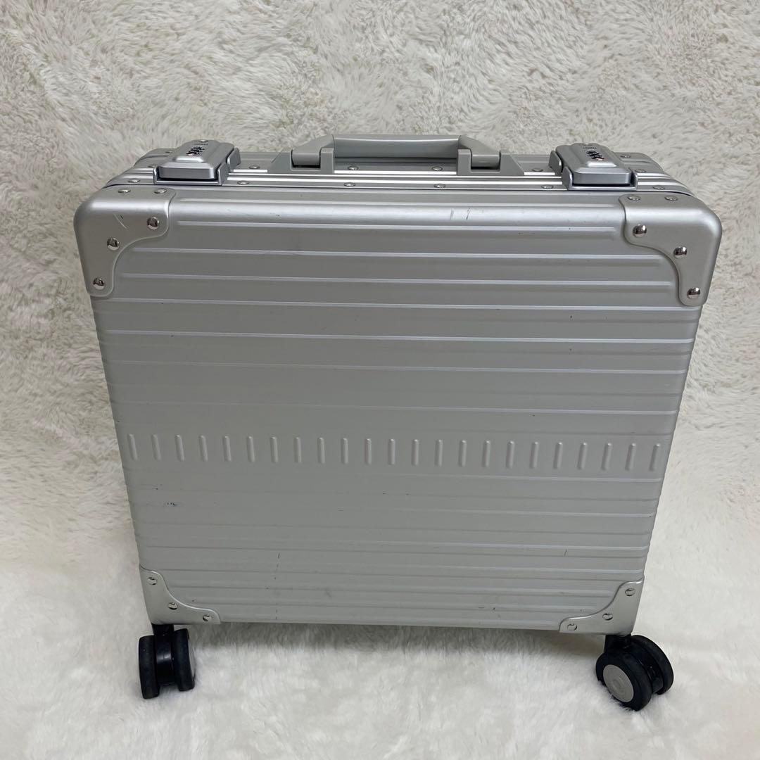 ネオキーパー 日崎 A-24VF アルミビジネススーツケース フレームタイプ