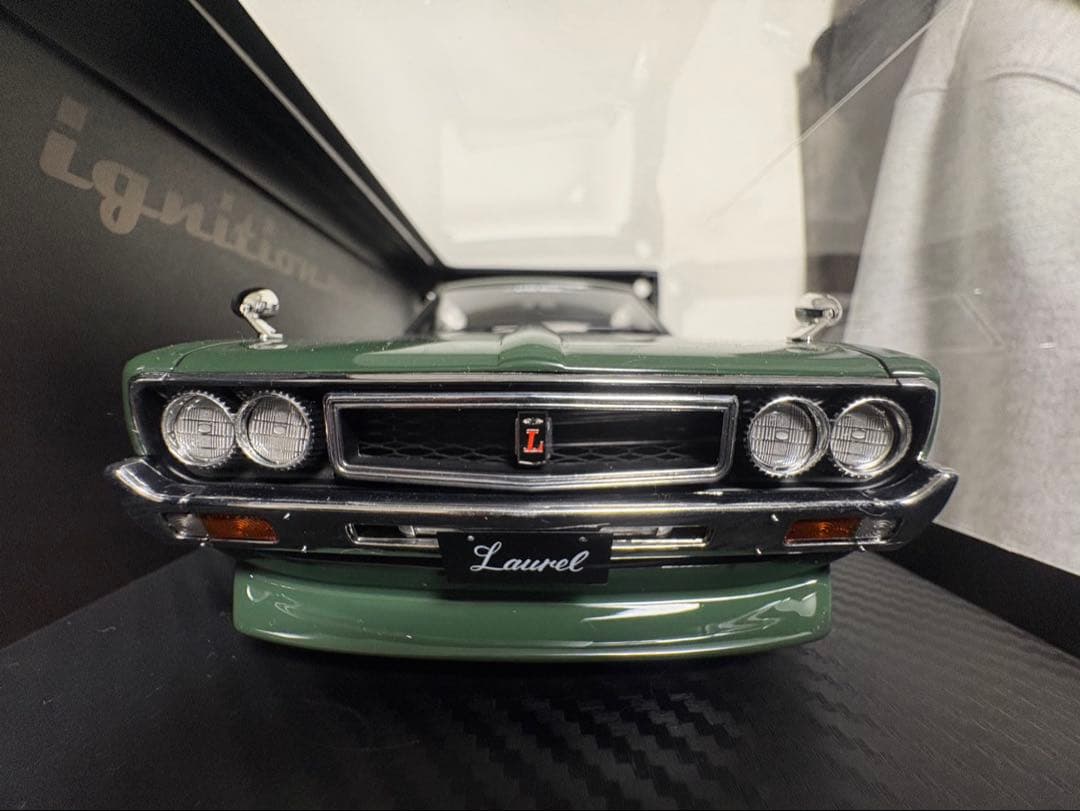 タムタム 1/18 Nissan Laurel 2000SGX