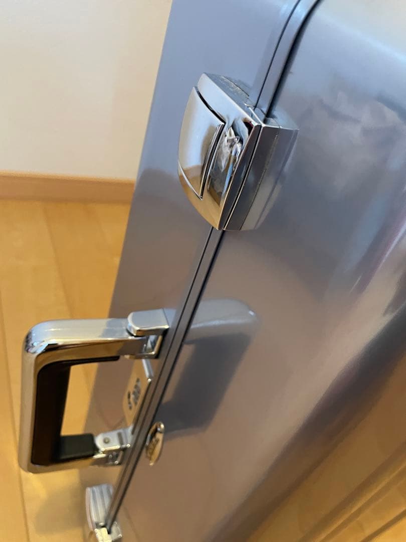 値下げ！超レア！ZERO HALLIBURTON 21 サイズポリッシュブルー