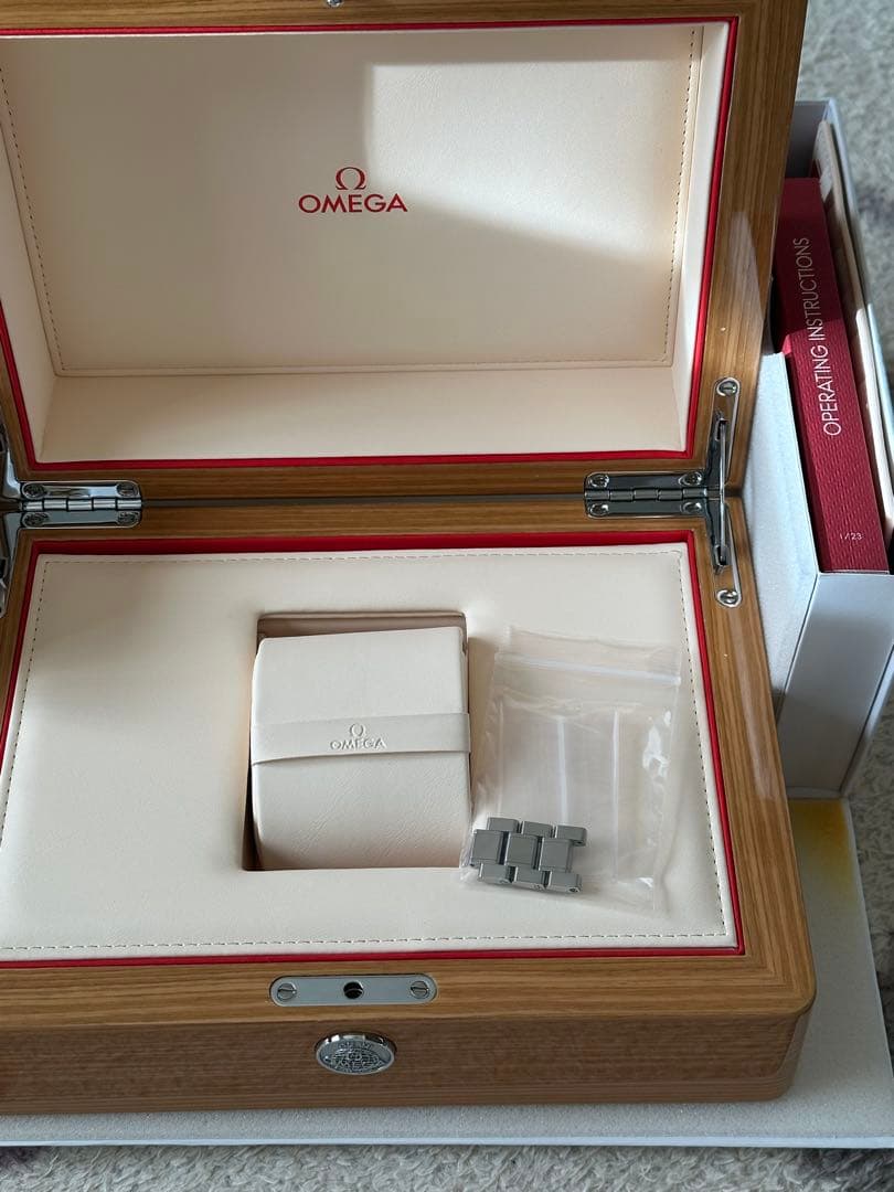 OMEGA スピードマスター レーシング