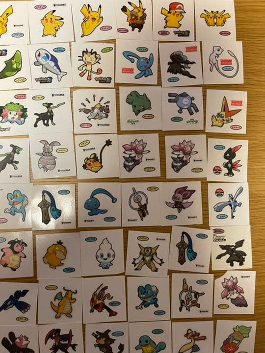 １０８枚バラ売り要相談　シール付　ホルダーXY ポケモンパン　ポケモンシール