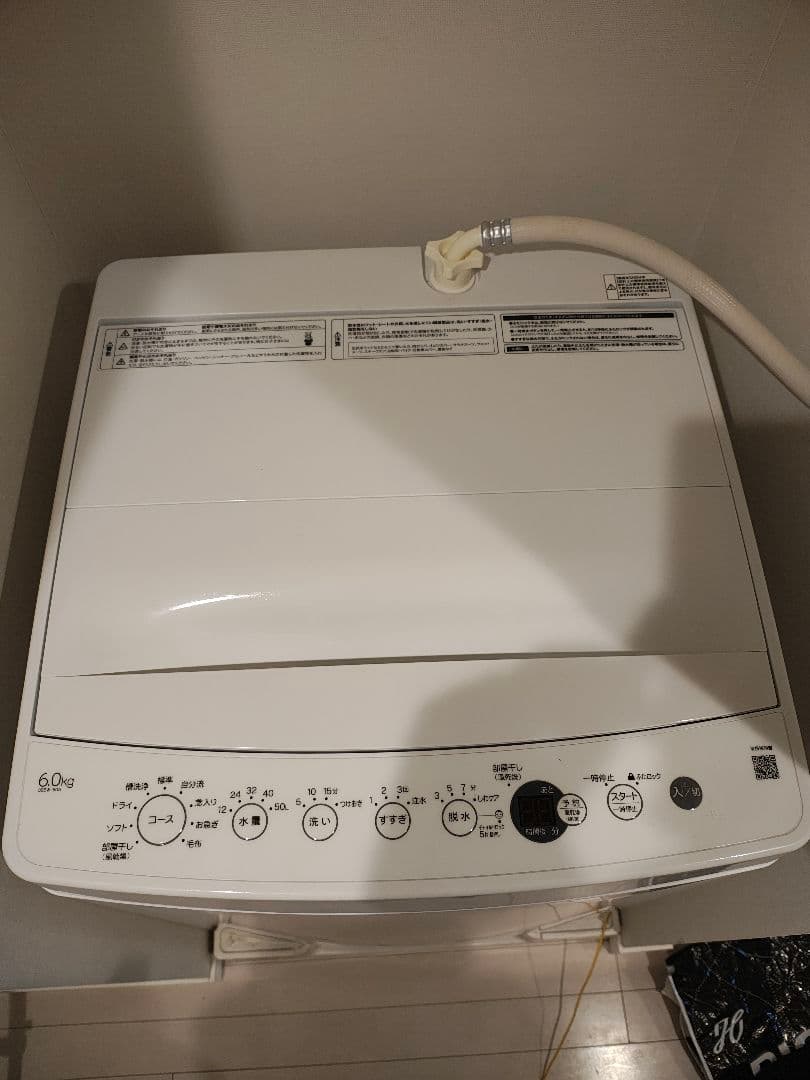 2025年3月購入　ハイアール全自動洗濯機 ホワイト OBBW-60A(W)