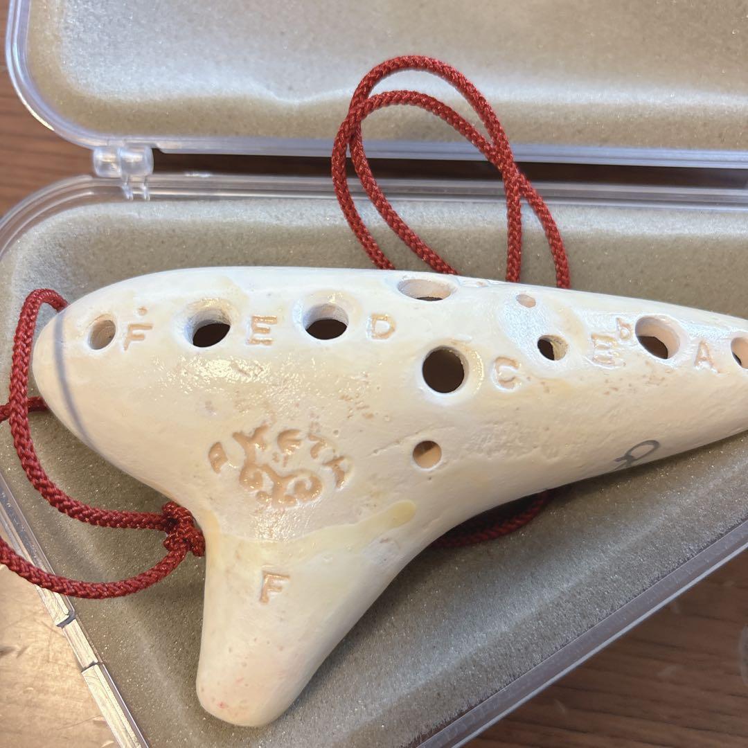 陶器製オカリナ ケース付き　アケタオカリーナ コルネチーノ RT-2F