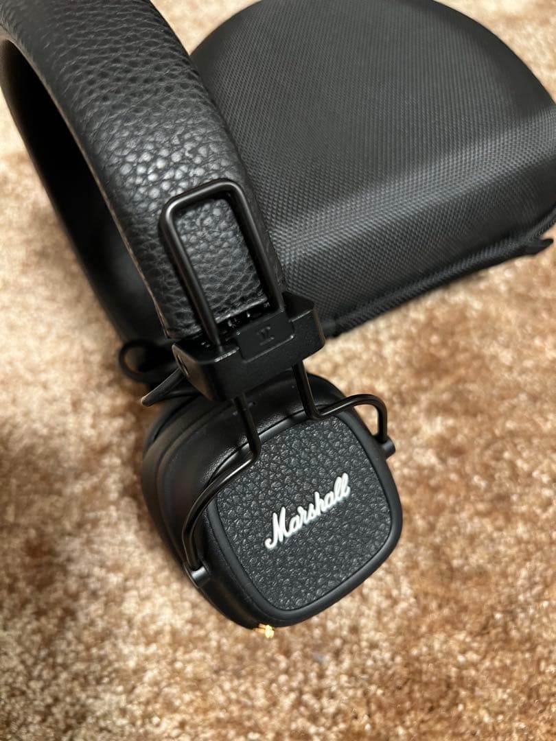 【美品】Marshall Major Ⅴ ワイヤレスヘッドホン　ケース付