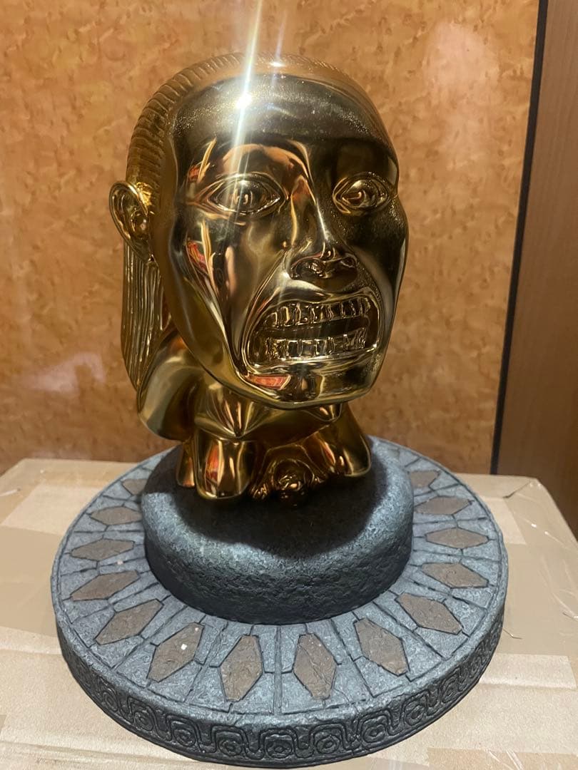 インディジョーンズ　ゴールデンアイドル　チャチャポヤン像　プロップ　レプリカ