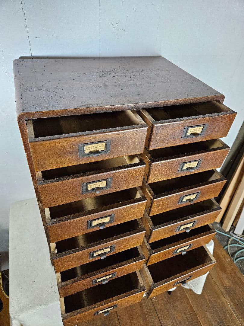 USアンティーク 古い小引出し 12杯 木製 オーク材 古家具 ドロワー