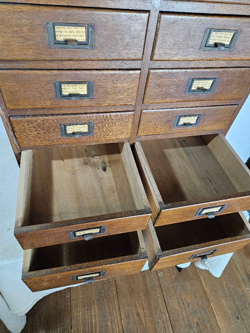 USアンティーク 古い小引出し 12杯 木製 オーク材 古家具 ドロワー