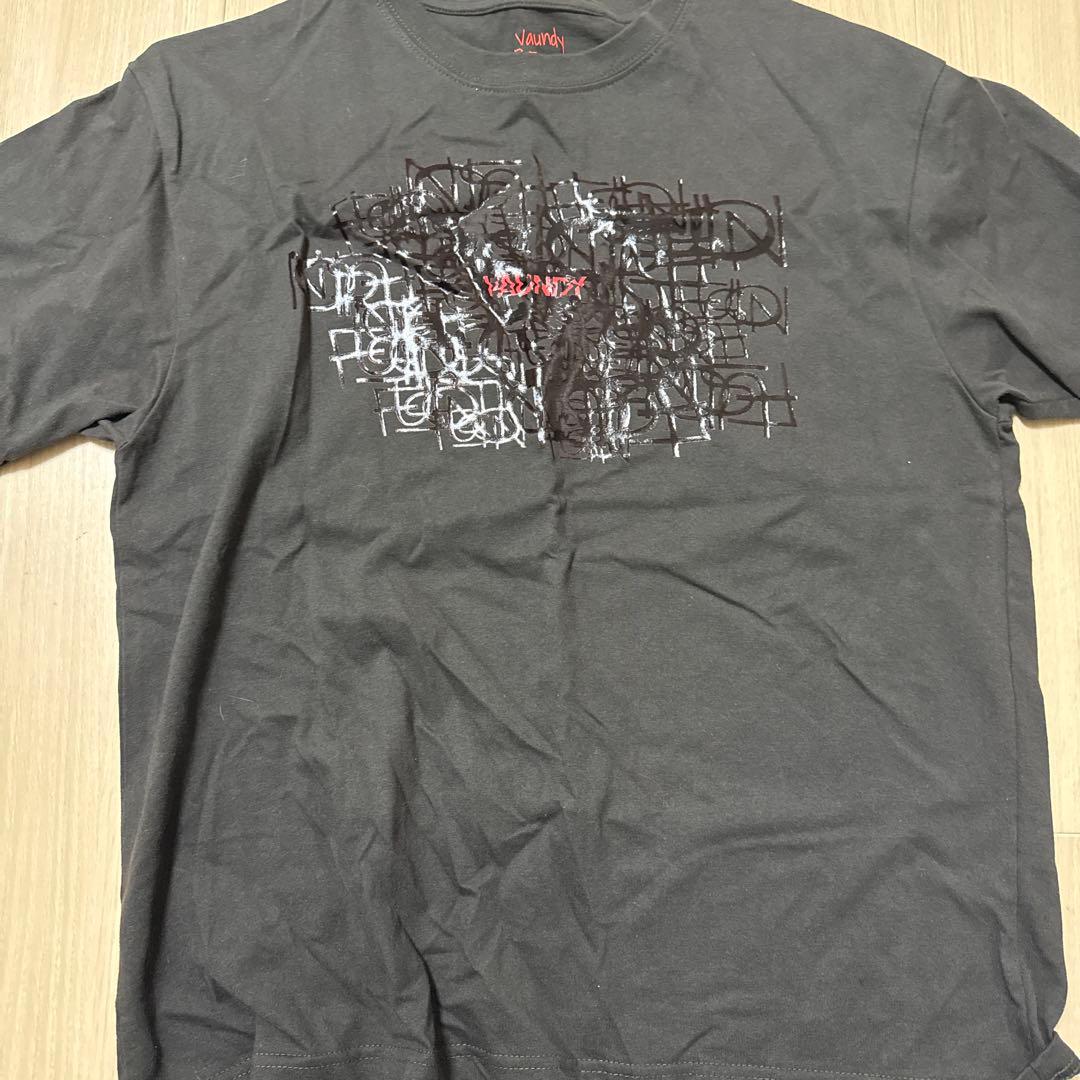 バウンディvaundyツアーグッズFUSION黒赤tシャツ　Mサイズ ブラック