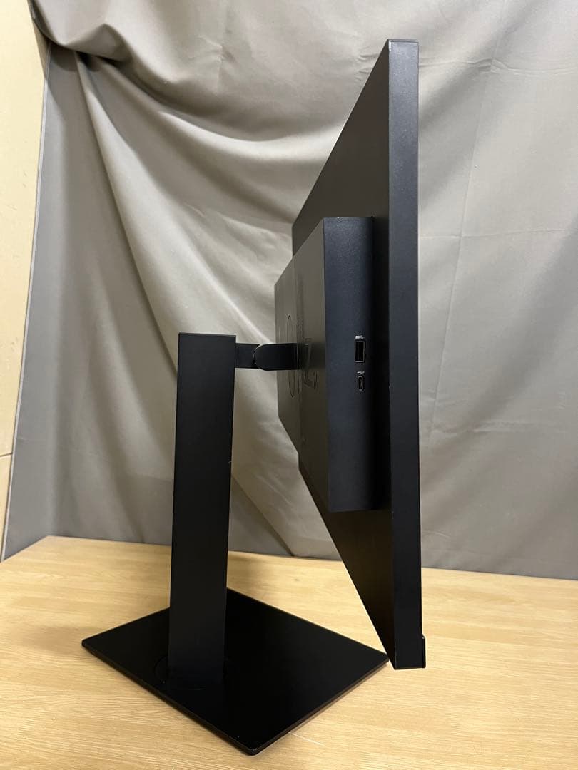 HP Z24n G2 24インチモニター　PS4対応　USB TYPE-C機能