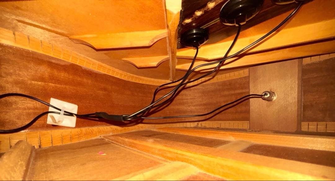 【エレアコ化】ThreeS AE-25 牛骨サドル＆3点式PU搭載 調整済　JV