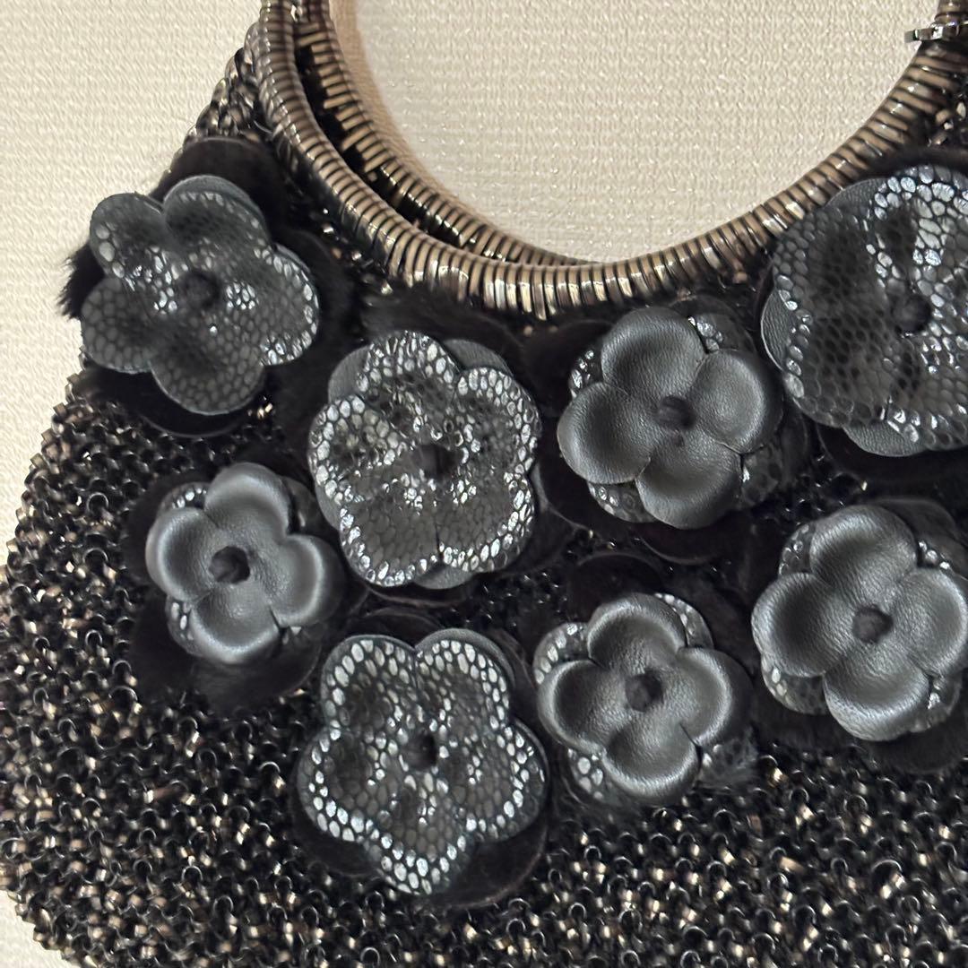 【美品】アンテプリマ　花　フラワー　ミニバック　黒　ブラック