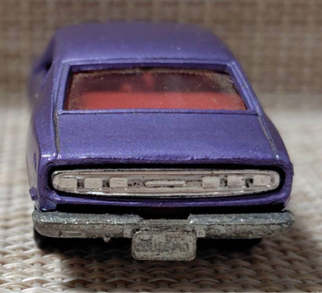 トミカ黒箱62-1 日産ブルーバードU1800SSS-E スタントセット単品