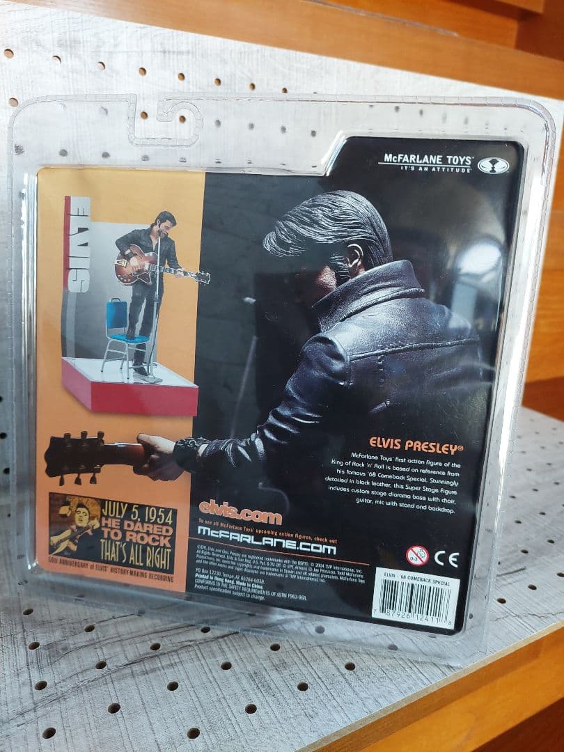 マクファーレントイズ　エルビス・プレスリー　フィギュア