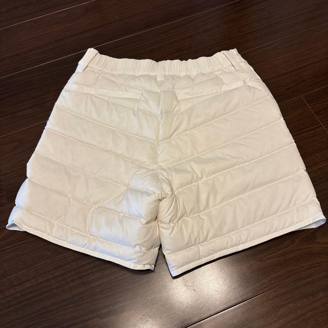 1piu1uguale3ダウン ホワイトパンツ