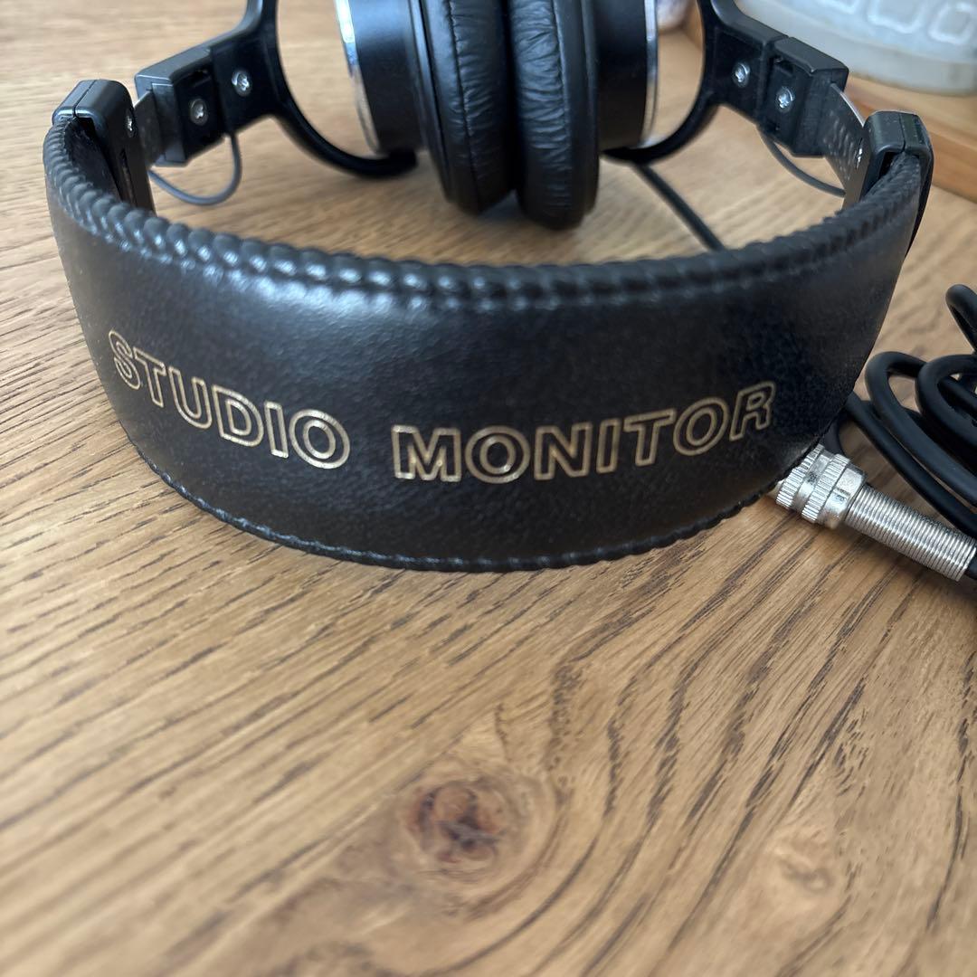 【美品】SONY ソニー MDR-CD900ST 密閉型　ヘッドホン 有線