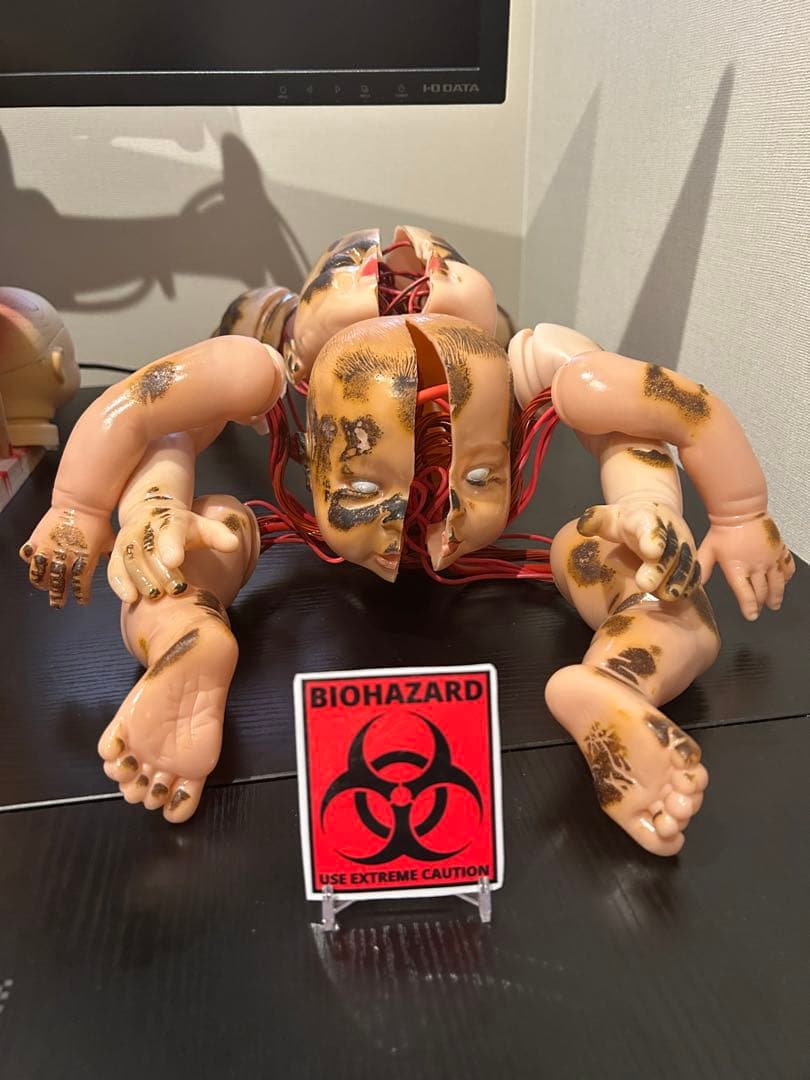 BIGホラードール　人形