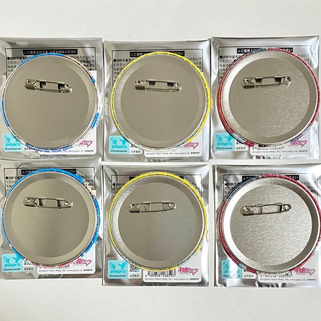 も*】様 初音ミク　赤倉　グラフアート　缶バッジ