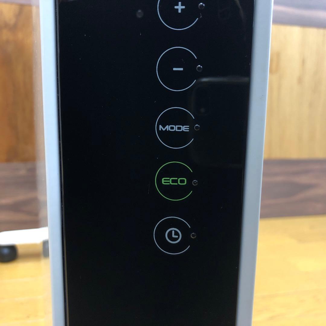 【極美品】　デロンギ コンベクターヒーター HXJ60L12-WH 暖房