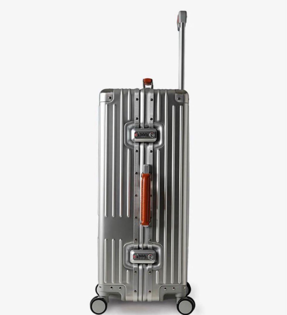 新品　イノベーター INV1811STP アルミ シルバー 36L