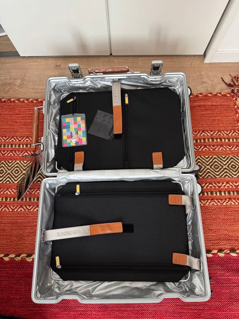 新品　イノベーター INV1811STP アルミ シルバー 36L